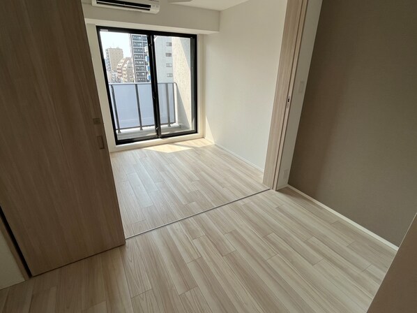 ラティエラ上野入谷の物件内観写真